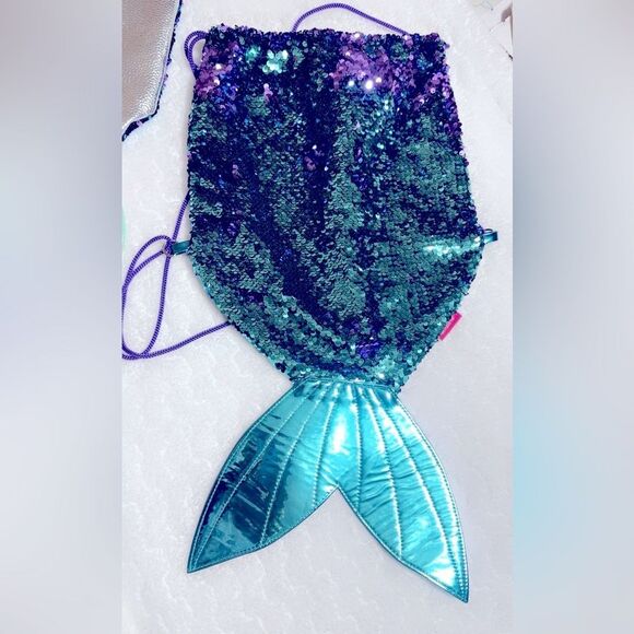 Mermaid Sequin Drawstring Bag & Crossbody Bag - Picture 4 of 9